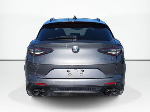 2024 Alfa Romeo Stelvio Quadrifoglio