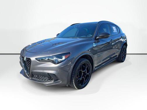 2024 Alfa Romeo Stelvio Quadrifoglio