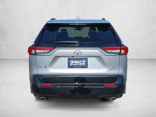 2025 Toyota RAV4 Hybrid SE