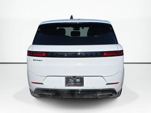 2024 Land Rover Range Rover Sport SE