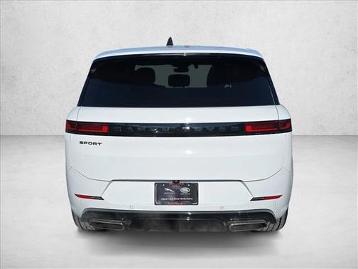 2024 Land Rover Range Rover Sport SE