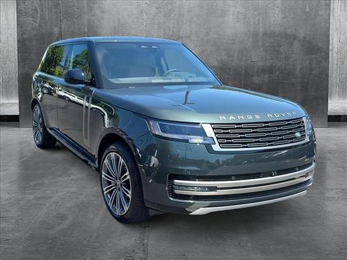 2025 Land Rover Range Rover P530 SE