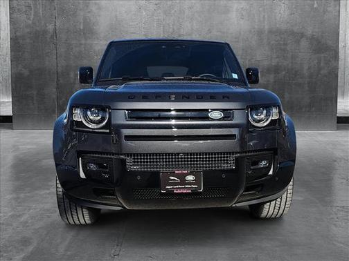 2025 Land Rover Defender 110 P500 X-Dynamic SE