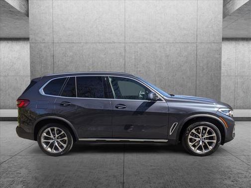 Photo 4 of 25 of 2019 BMW X5 xDrive40i