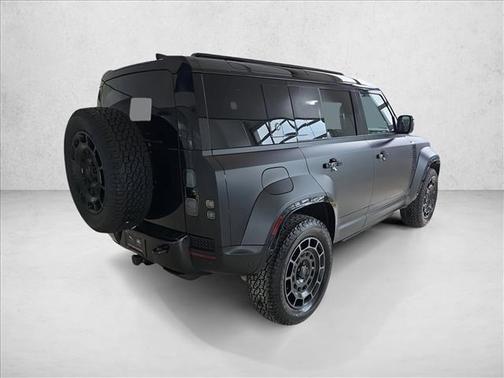 Narvik Black 2026 Land Rover Defender P635 OCTA Black