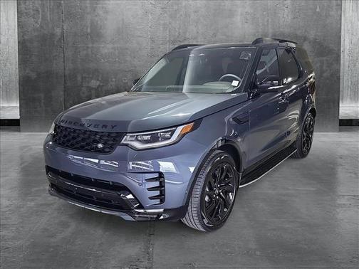 2025 Land Rover Discovery P300 Dynamic SE
