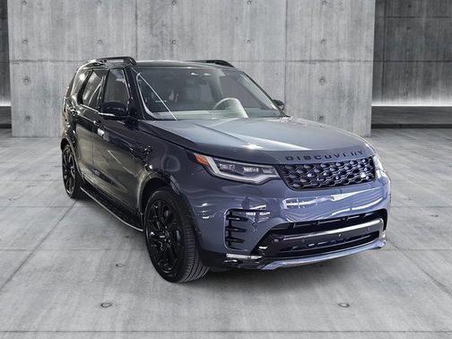 2025 Land Rover Discovery P300 Dynamic SE