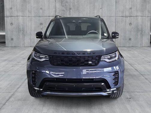 2025 Land Rover Discovery P300 Dynamic SE