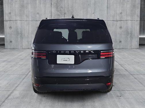 2025 Land Rover Discovery P300 Dynamic SE