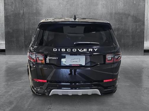 2024 Land Rover Discovery Sport Core S