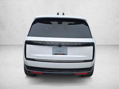 2026 Land Rover Range Rover P400 SE 7 Seat