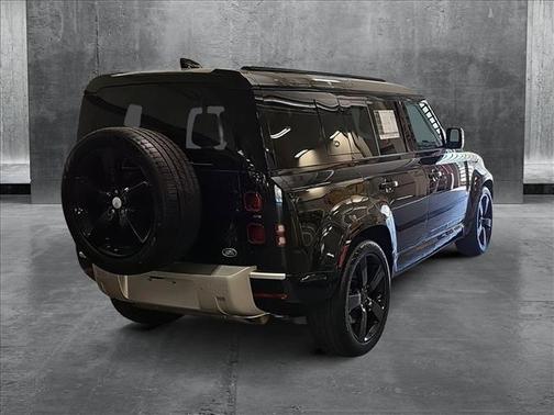 2022 Land Rover Defender 110 XS Edition