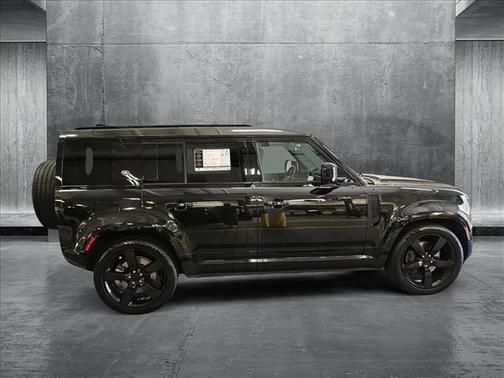 2022 Land Rover Defender 110 XS Edition