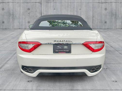 2013 Maserati GranTurismo Base
