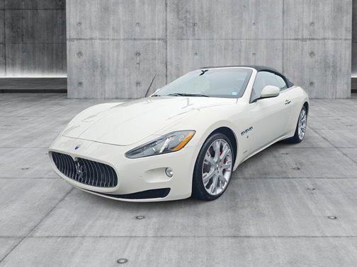 2013 Maserati GranTurismo Base