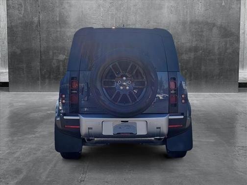 2025 Land Rover Defender S