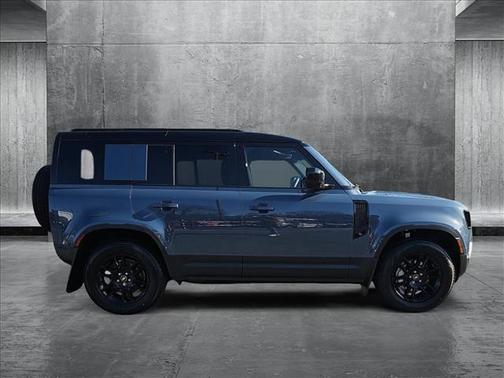 2025 Land Rover Defender S