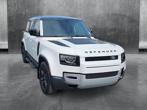 2025 Land Rover Defender 110 P300