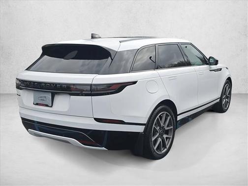 2026 Land Rover Range Rover Velar P250 SE R-Dynamic