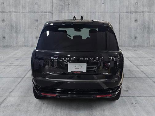 2025 Land Rover Range Rover P550e SE