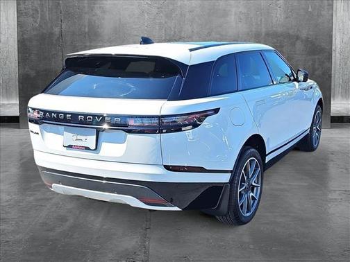2026 Land Rover Range Rover Velar P250 SE R-Dynamic