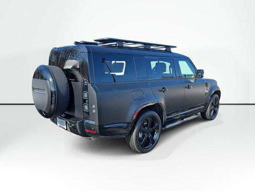 2026 Land Rover Defender P400 X-Dynamic SE