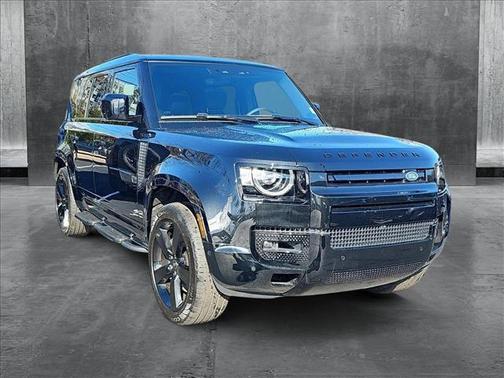 2025 Land Rover Defender 110 P400 X-Dynamic SE