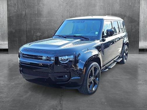 2025 Land Rover Defender 110 P400 X-Dynamic SE