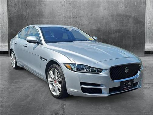 2019 Jaguar XE 30t Prestige