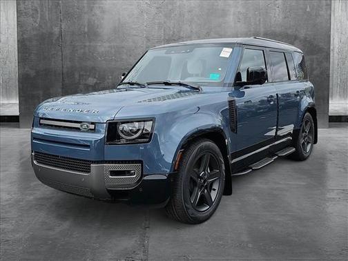 2025 Land Rover Defender 110 P400 X-Dynamic SE