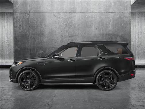 2025 Land Rover Discovery P300 Dynamic SE