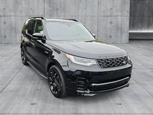 2025 Land Rover Discovery P300 Dynamic SE