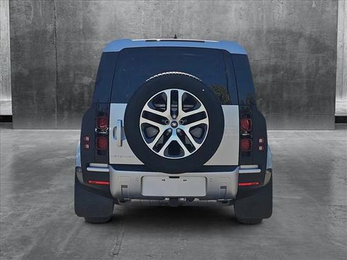 2024 Land Rover Defender 110 P400 S