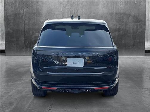 2025 Land Rover Range Rover P530 Autobiography 7 Seat