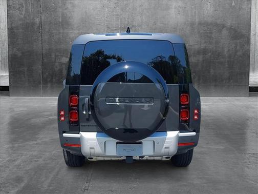 2025 Land Rover Defender 130 P300 S