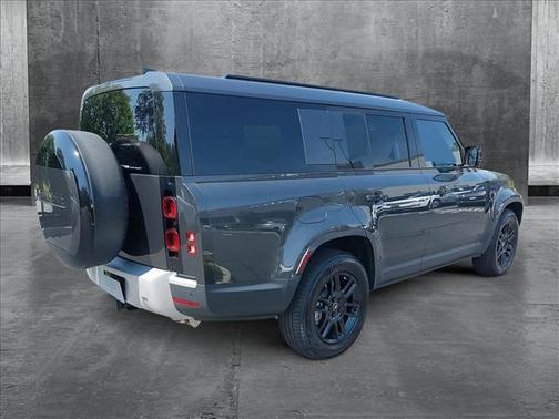 2025 Land Rover Defender 130 P300 S