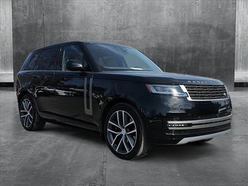 2025 Land Rover Range Rover P550e SE
