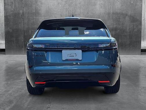 2026 Land Rover Range Rover Velar Dynamic SE