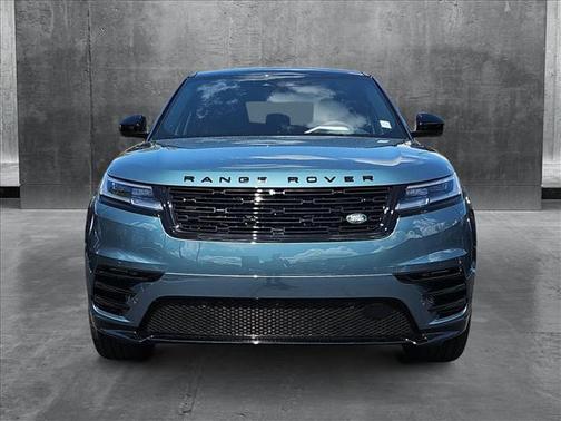 2026 Land Rover Range Rover Velar Dynamic SE