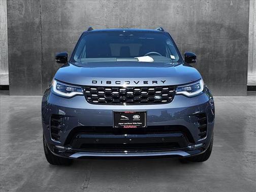 2025 Land Rover Discovery P360 Dynamic SE