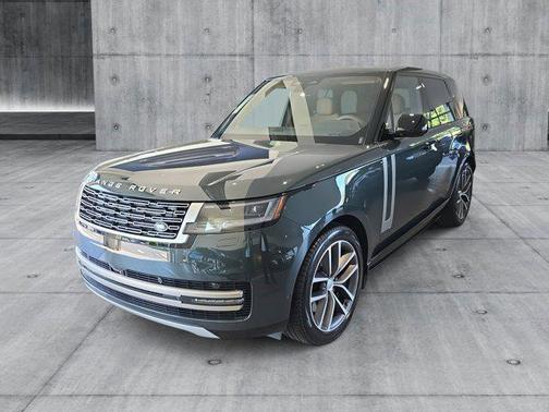 2025 Land Rover Range Rover P530 SE