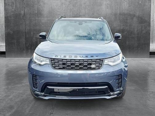 2025 Land Rover Discovery P300 Dynamic SE