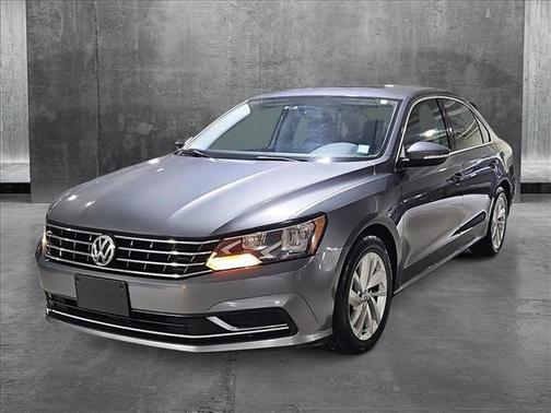 2018 Volkswagen Passat 2.0T SE
