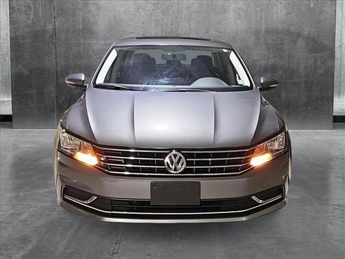 2018 Volkswagen Passat 2.0T SE