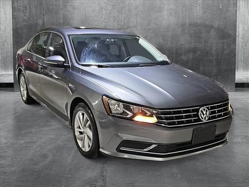 2018 Volkswagen Passat 2.0T SE