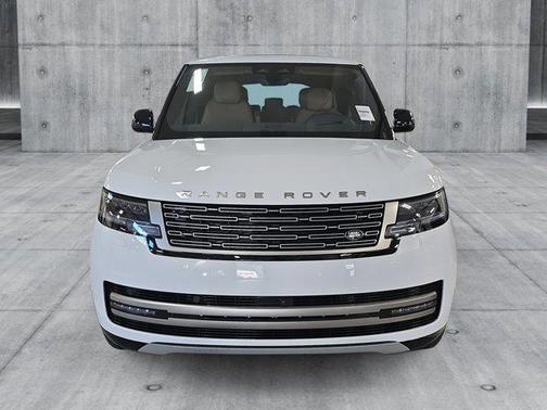 2025 Land Rover Range Rover P530 SE 7 Seat