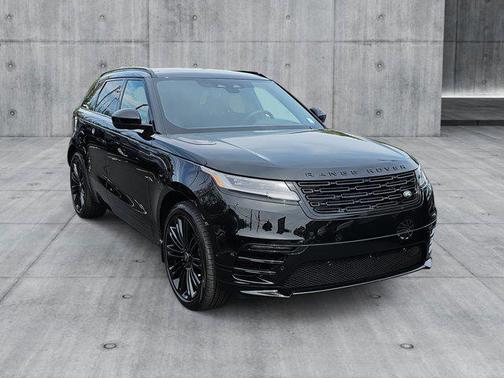 2026 Land Rover Range Rover Velar P250 SE R-Dynamic