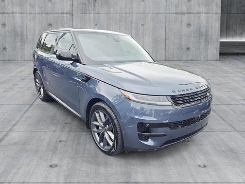 2025 Land Rover Range Rover Sport SE