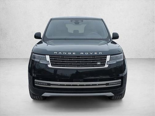 2026 Land Rover Range Rover P530 SE