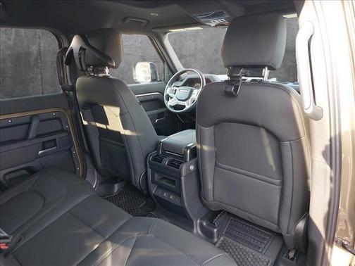 2025 Land Rover Defender S